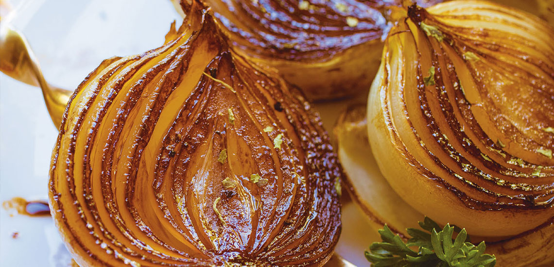 Roasted onions with balsamic vinegar