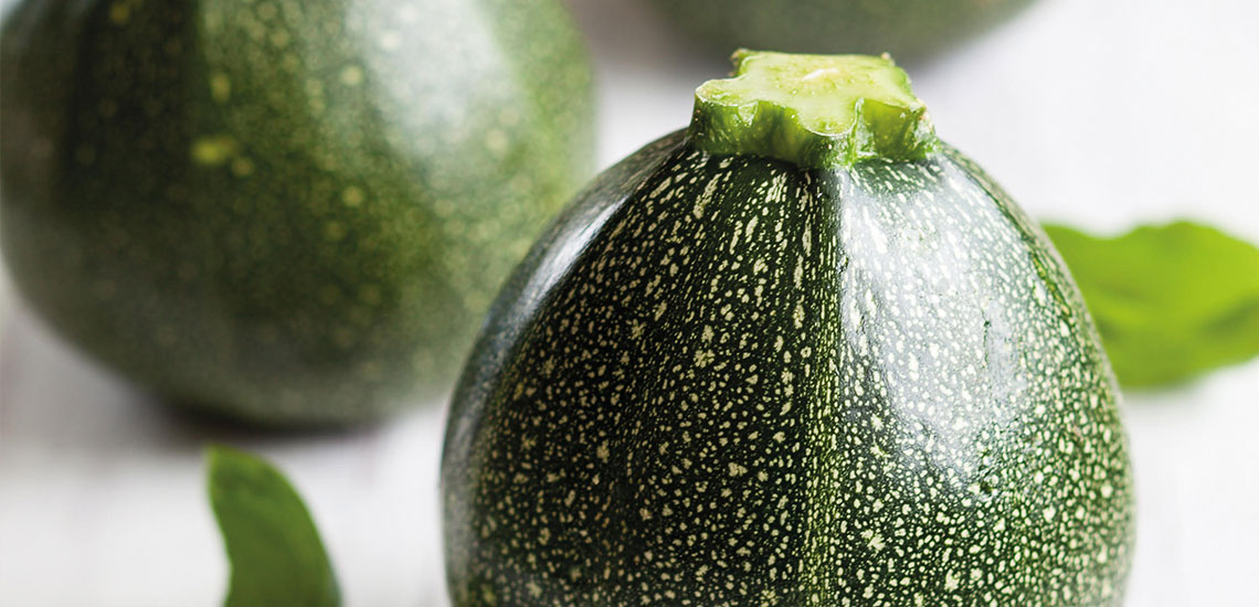 Zucchine Tonde farcite con pomodorini olive e capperi 